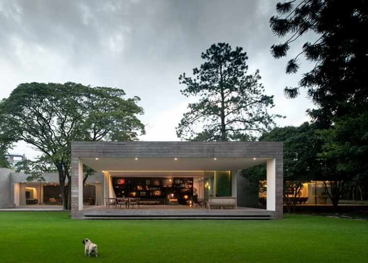 Grecia House by Isay Weinfeld - 1