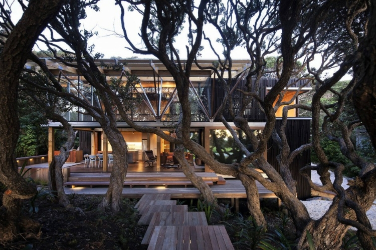 Under Pohutukawa by Herbst Architects - 1