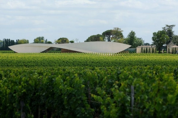 Chateau Cheval Blanc Winery by Christian de Portzamparc - 1