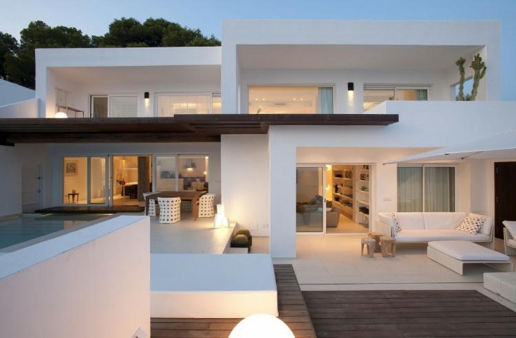 The Dupli Dos Residence by Juma Architects - 1