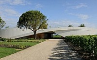 003-chateau-cheval-blanc-winery-christian-de-portzamparc