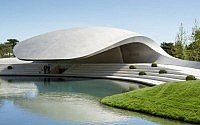 003-porsche-pavilion-henn-architects