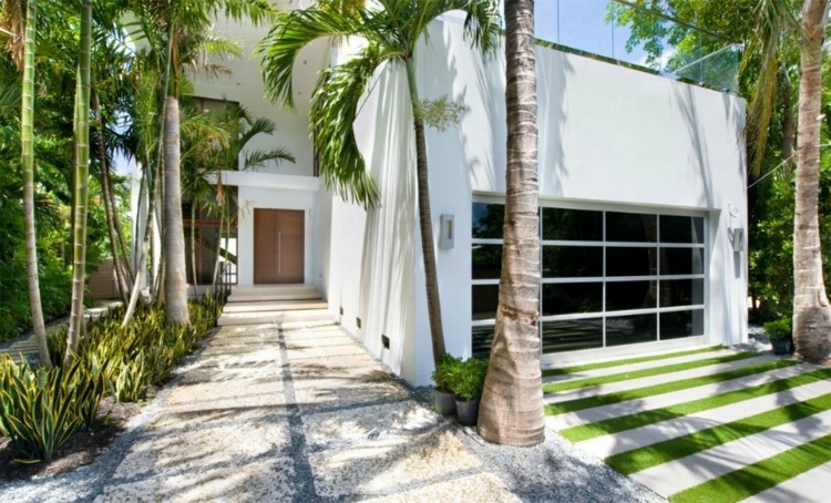 Eddie Irvine Residence by Luis Bosch