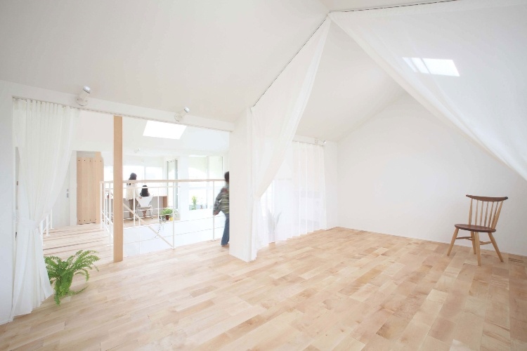 Kofunaki House by ALTS Design Office