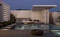 011-international-residence-laidlaw-schultz-architects