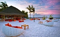 017-kuramathi-resort-maldives