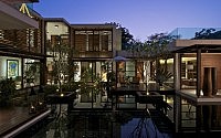 001-courtyard-house-hiren-patel-architects