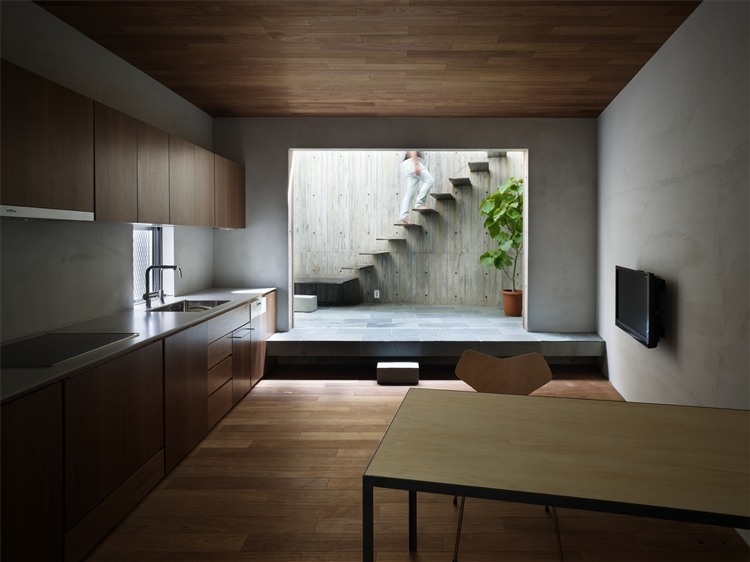 House in Hiro by Suppose Design Office - 1