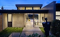 002-hillside-modern-deforest-architects