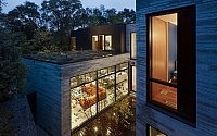 013-cedarvale-ravine-house-drew-mandel-architects