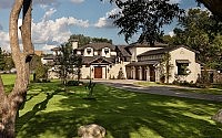 003-classy-hill-country-residence-jauregui-architecture
