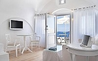 011-katikies-hotel-santorini-greece