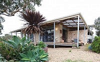 001-home-overlooking-kangaroo-island