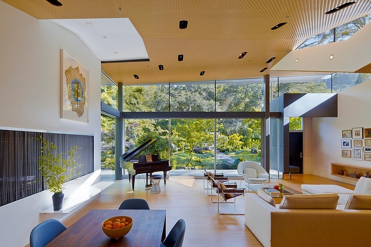 Ross Residence by Griffin Enright Architects
