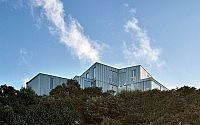 002-cook-strait-house-tennent-brown-architects