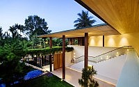 012-tangga-house-guz-architects