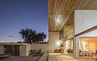 002-linhares-dias-house-domo-arquitetos