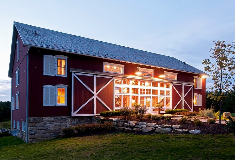 Private Barn in Ohio by Blackburn Architects