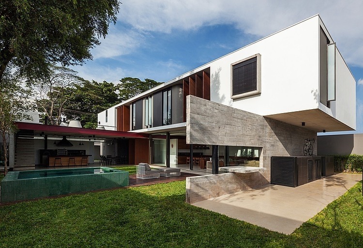 Planalto House by Fc Studio