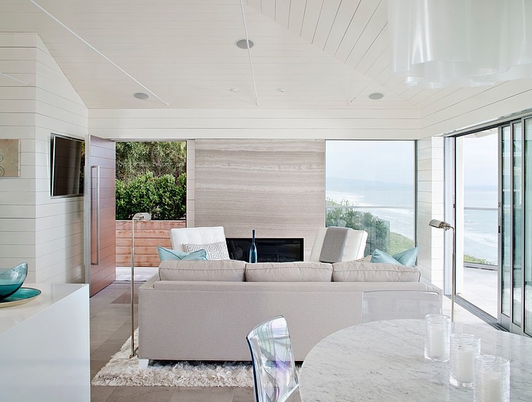 Solana Beach House by Solomon Interior Design