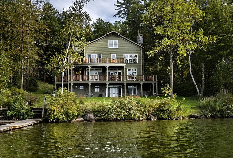 Lake House by Crisp Architects