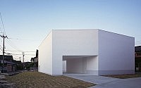 001-white-cave-house-takuro-yamamoto-architects