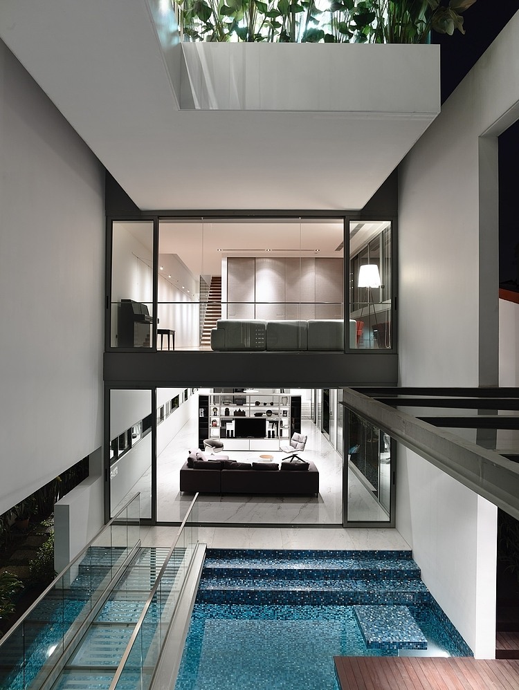 Jln Angin Laut by HYLA Architects