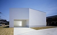 002-white-cave-house-takuro-yamamoto-architects