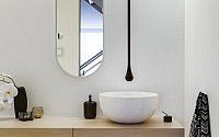 walsh-bay-kbdi-small-bathroom-year-australian-bathroom-designer-2013-darren-genner-minosa-corian-walls-gessi-black-goccia-lupi-base-01