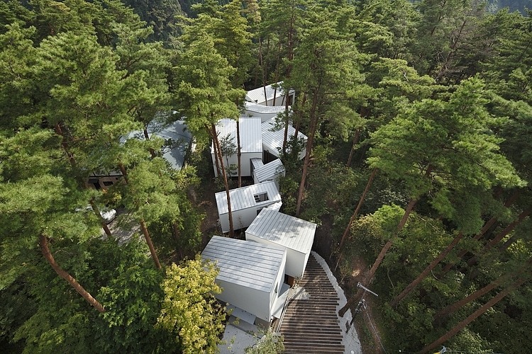 Residence in Daisen by Keisuke Kawaguchi + K2-Design