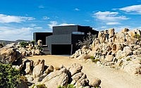 002-black-desert-house-oller-pejic-architecture