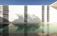 013-jesolo-lido-pool-villa-jm-architecture