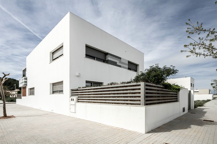 House v02 by Viraje Arquitectura