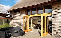 008-thatched-barn-bulthaup-kitchen-architecture