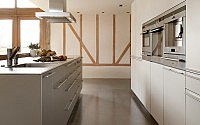 010-thatched-barn-bulthaup-kitchen-architecture
