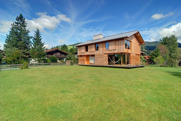 Schliersee Dream Home by Vonmeiermohr Architekten