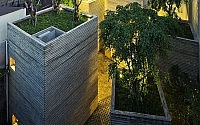 014-house-trees-vo-trong-nghia-architects