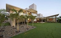 001-urbane-house-hiren-patel-architects