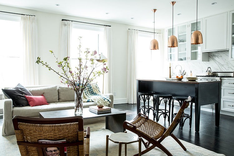 http://www.homeadore.com/wp-content/uploads/2014/10/006-greenwich-village-brownstone-katie-martinez.jpg