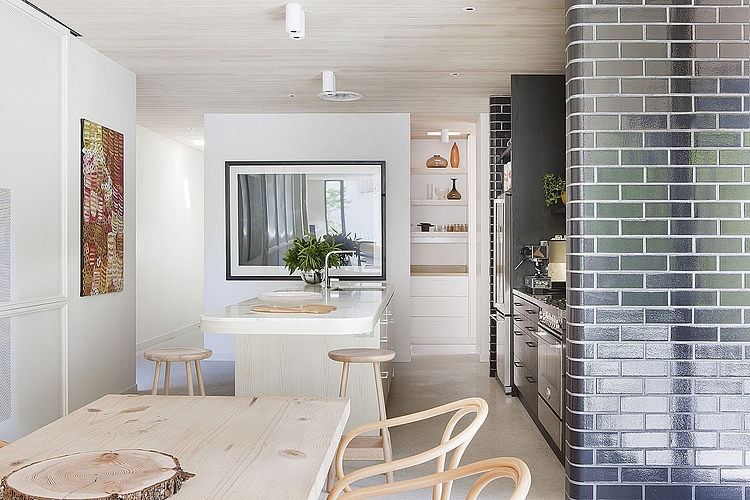 http://www.homeadore.com/wp-content/uploads/2014/10/011-brick-house-clare-cousins-architects.jpg