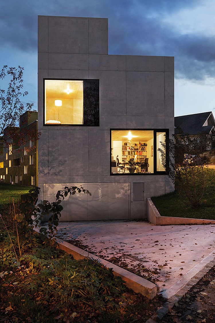 House in Menzingen by Amrein Herzig