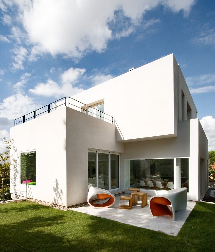 Casa Cambrils by Ábaton Arquitectura