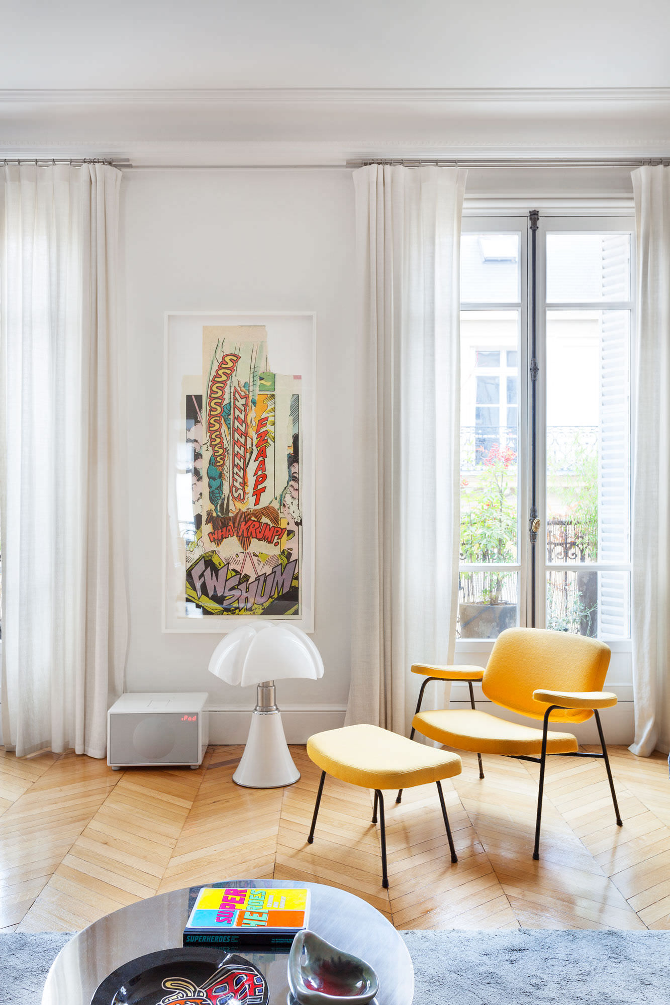 Apartment in Paris by Sandra Benhamou