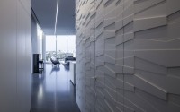 005-layers-white-pitsou-kedem-architects