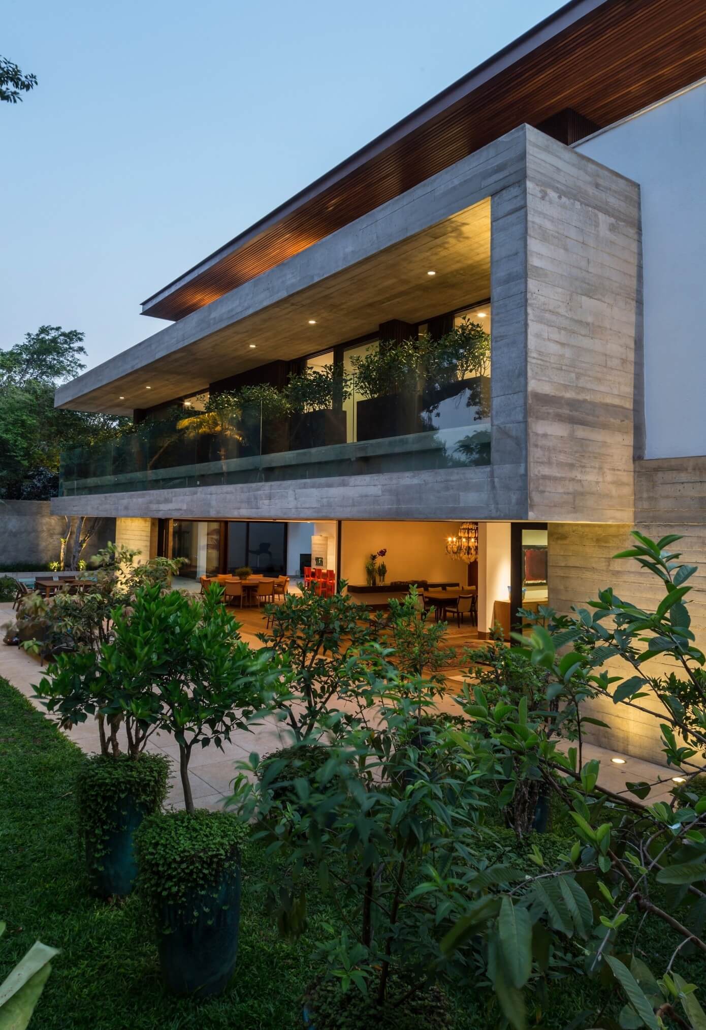 013-mo-residence-reinach-mendona-arquitetos | HomeAdore