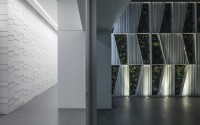 026-layers-white-pitsou-kedem-architects