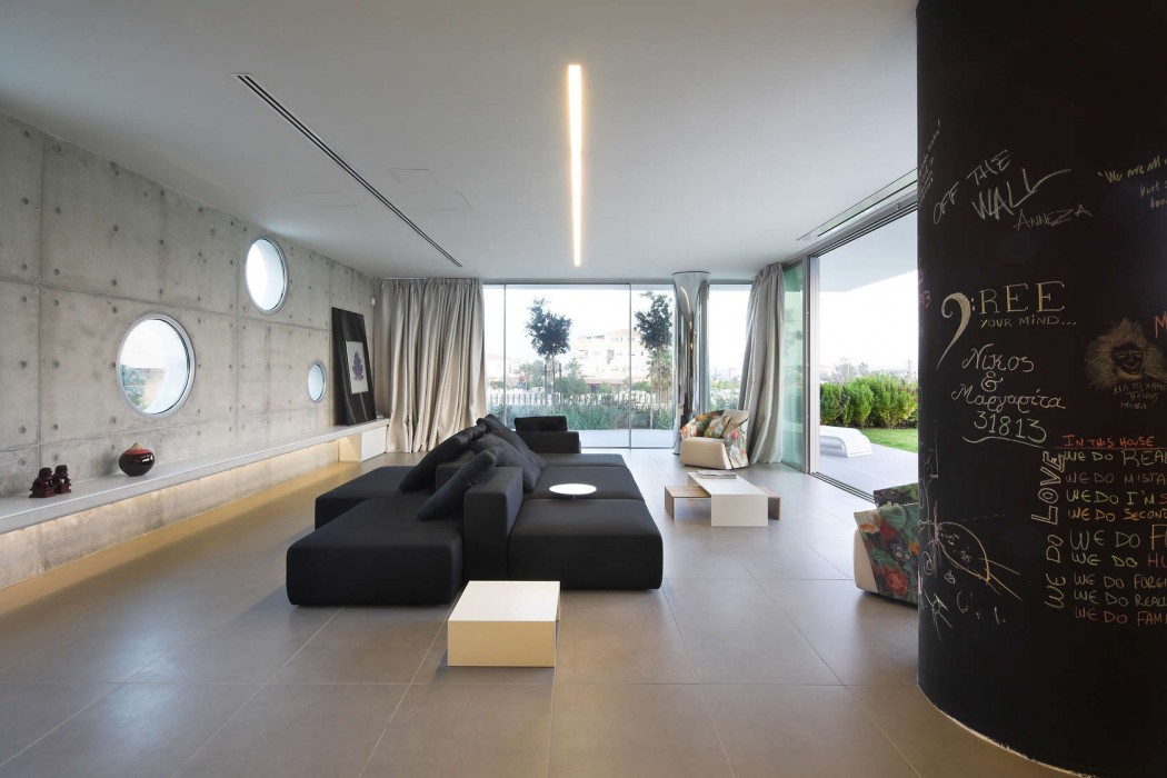 Residential Mob6 by M.O.B Interior Designs