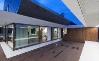 013-edge-house-mobius-architects