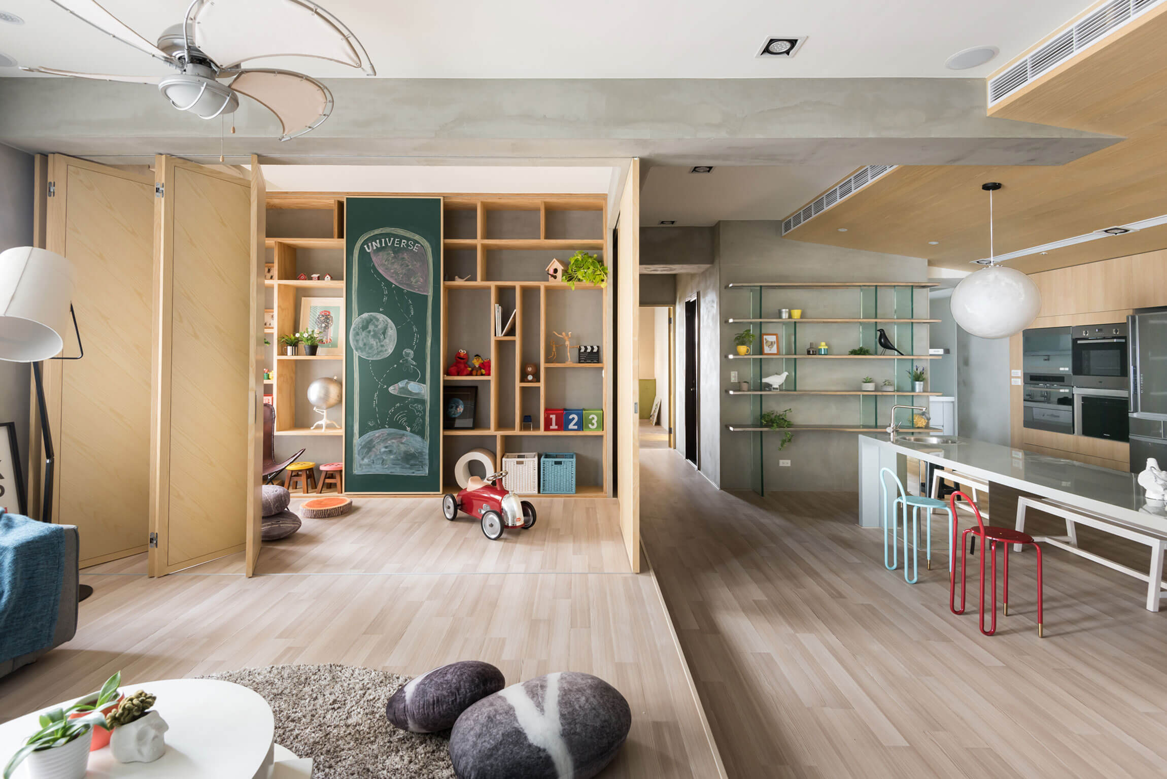 Outer Space for Kids by Hao Interior Design | HomeAdore