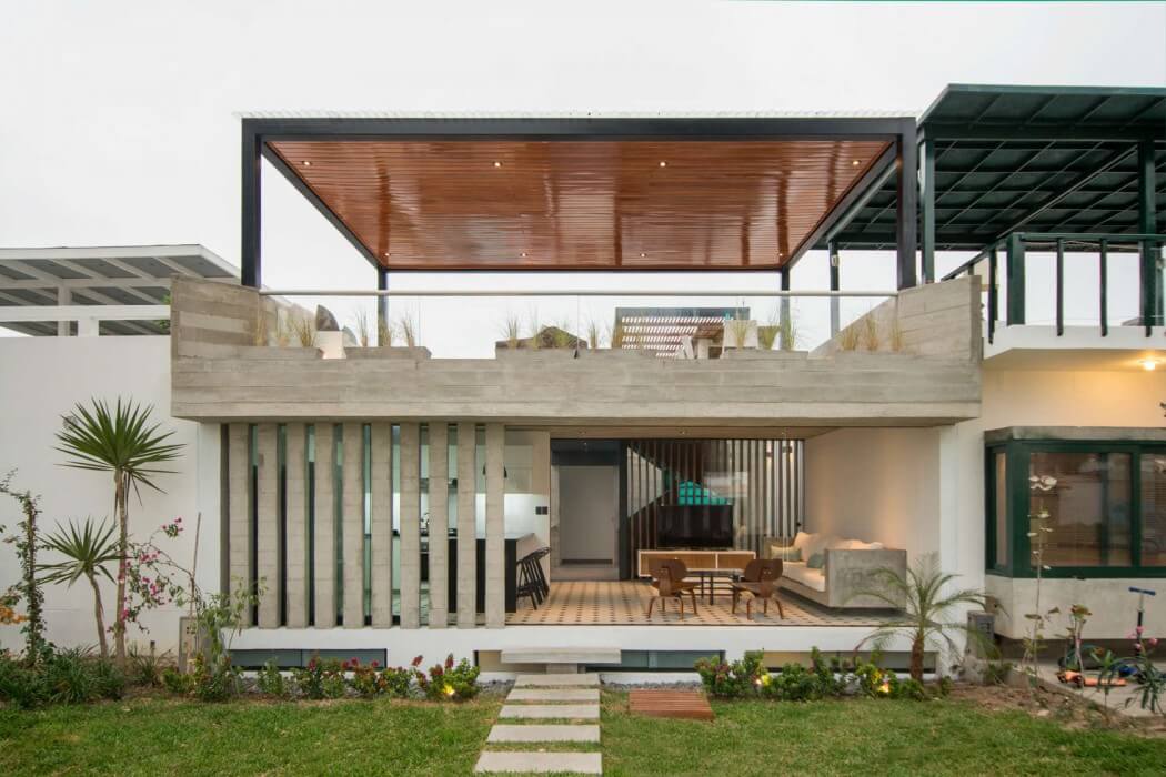 S House by Romo Arquitectos - 1